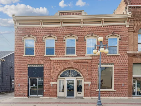 511 1st Ave, Vinton, IA 52349