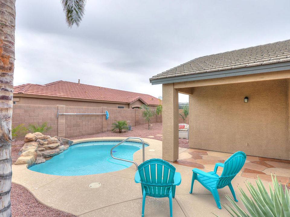 1st image of 41557 W Hillman Dr