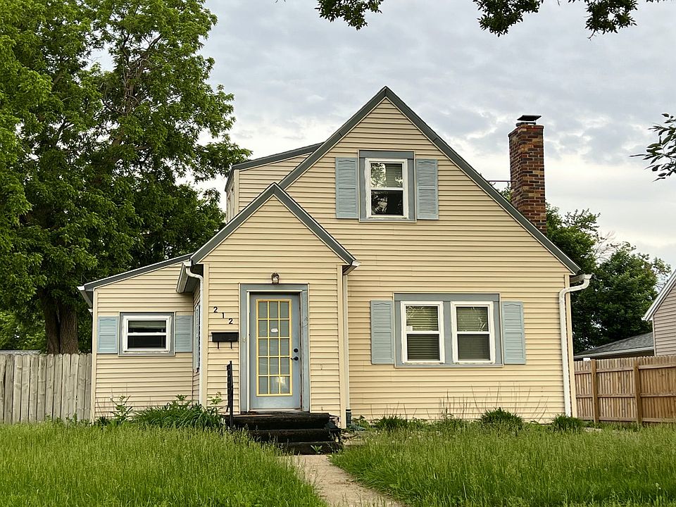 1st image of 212 E 30th St