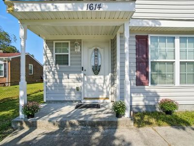 1614 Higgins Ave, Chesapeake, VA, 23324