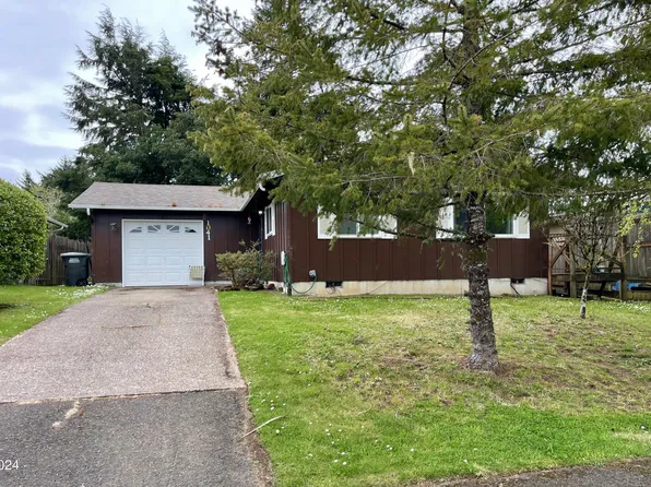 1041 SE Ball Blvd, Waldport, OR 97394