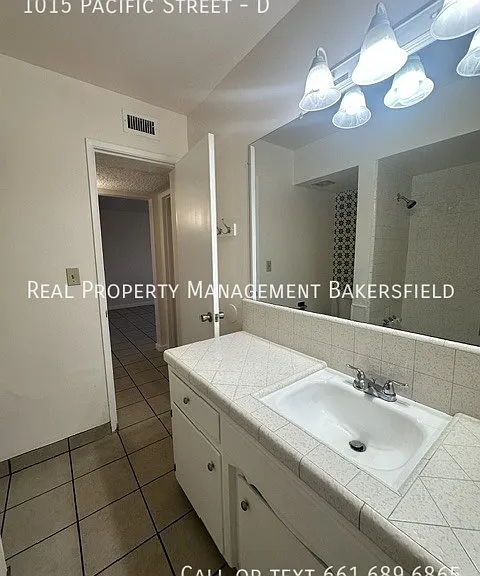 1015 Pacific St #D — Photo 42
