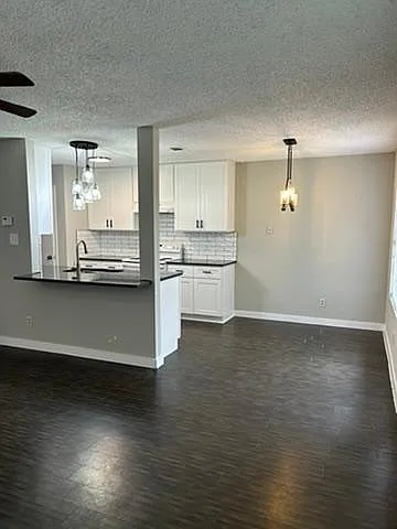 Nice Island and new granite