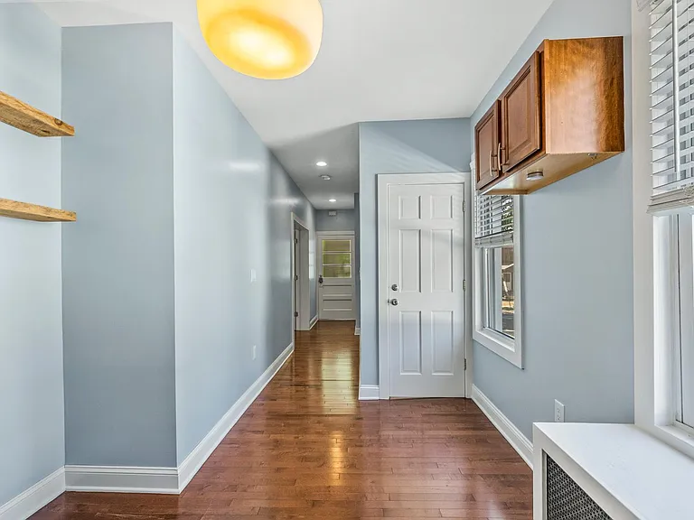 172 Cedar St #1 — Photo 13