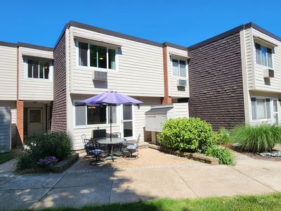111 West Walk #111, West Haven, CT, 06516