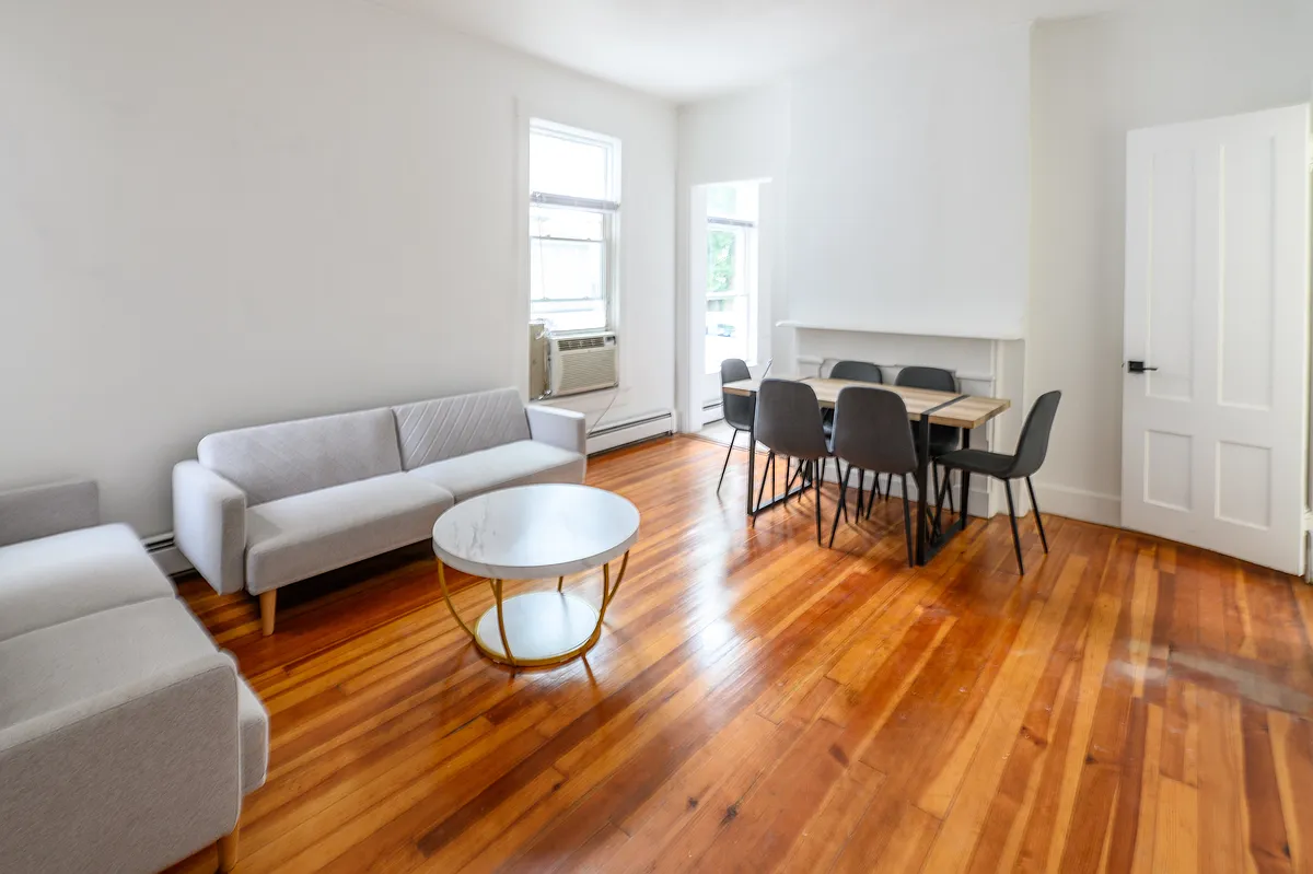 Building Photo - 56 Clark St #1A