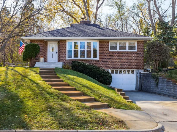 4836 Rutledge Ave, Edina, MN 55436