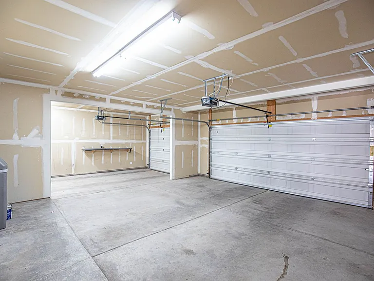1501 Galway Dr — Photo 23