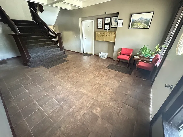 1341 N Bronson Ave #7A — Photo 8