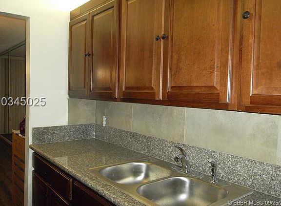 4th image of 1400 SW 124th Ter APT Q414