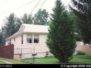 17 Village Rd, Baltimore, MD 21208