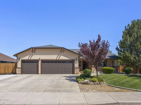 2350 Garnet Star Way, Sparks, NV 89441
