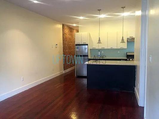 Rented by Uptown Flats LLC | media 1