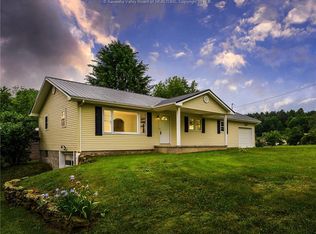 10608 Jerrys Run Rd, Apple Grove, WV 25502