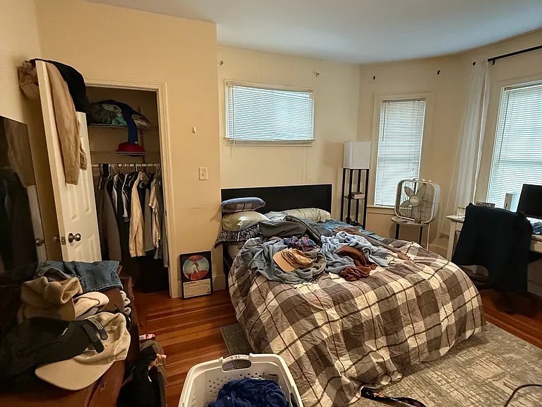 74 Brooks St #1L — Photo 6