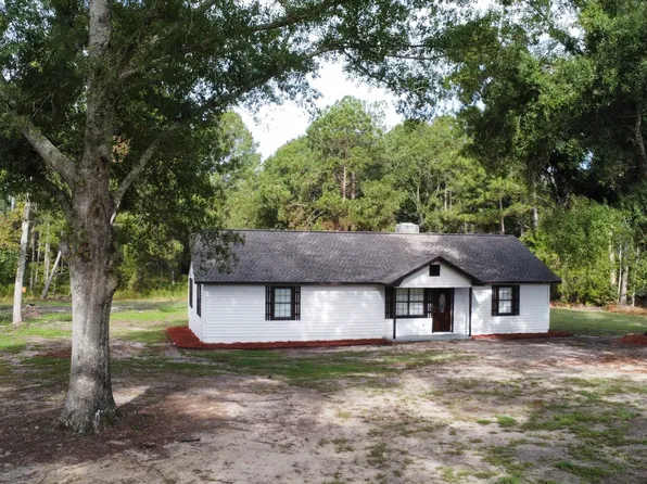 79 John F Rd, Hazlehurst, GA 31539