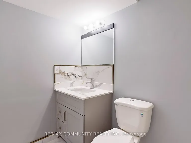 32 Faywood Dr #BASEMENT — Photo 9