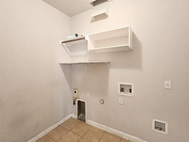 600 S Frontier Ln — Photo 16