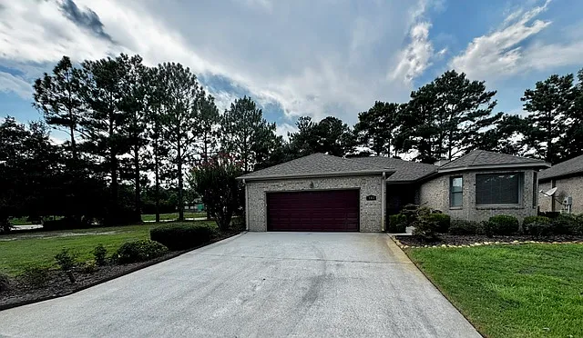102 Widgeon Cir — Photo 1