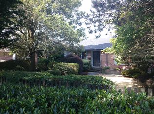 5051 Fauntleroy Way SW, Seattle, WA 98136