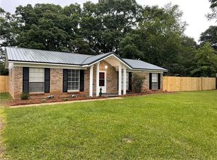 5034 Camelot Dr, Mobile, AL 36619