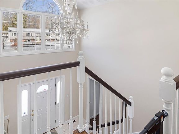 5th image of 1 Princess Pine Rd