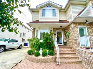 79 Seguine Loop, Staten Island, NY 10309