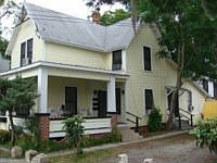 1st image of 315 Oak St