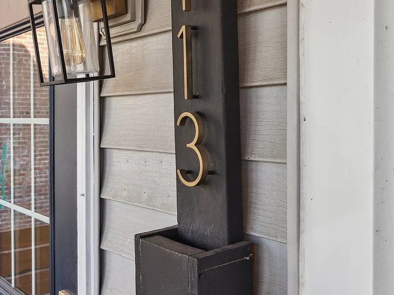 113 S Laurel St #A — Photo 25