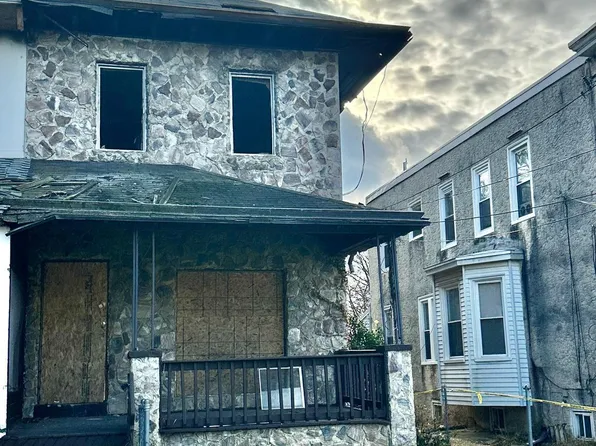 402 Colwyn Ave, Darby, PA 19023