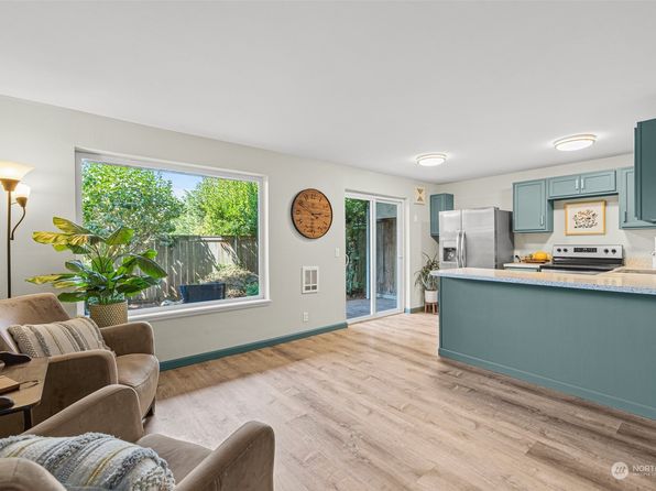 1020 S 230th Street #B108, Des Moines, WA 98198