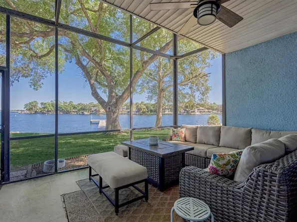 1428 Bowsprit Point, Willis, TX 77318