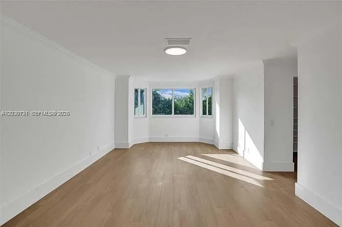 852 Heritage Dr — Photo 8