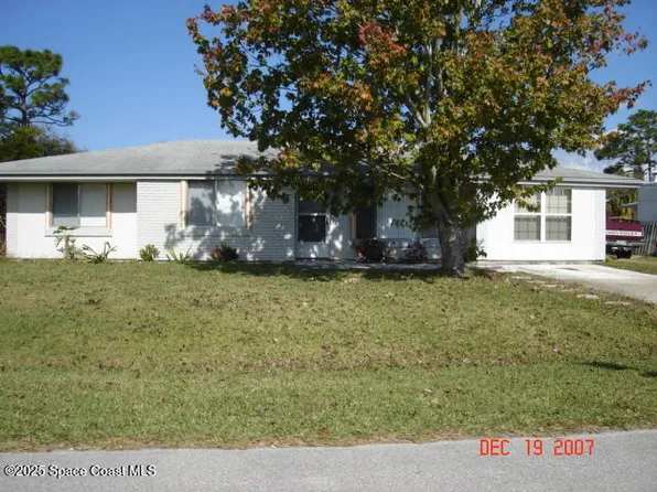 1951 Academy St NE, Palm Bay, FL 32905