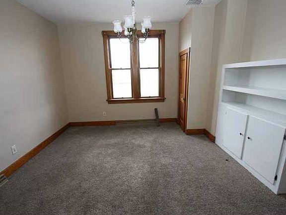 5th image of 502 S Pearl St