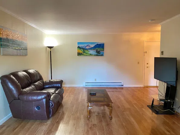 7110 Rainbow Dr APT 2, San Jose, CA 95129