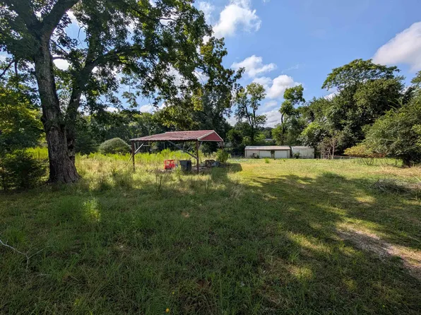 1766 County Road 122, Florence, AL 35634