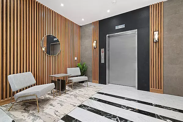 Rented by Hooli Homes New York Inc | media 8