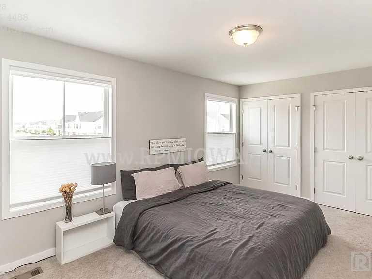 7902 Cottonwood Ln — Photo 13
