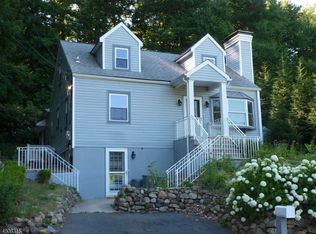 85 Woodstone Rd, Rockaway, NJ 07866