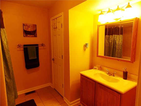 3rd image of 2326 Winton Ct