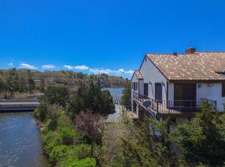 438 Quinaquisset Ave, Mashpee, MA 02649