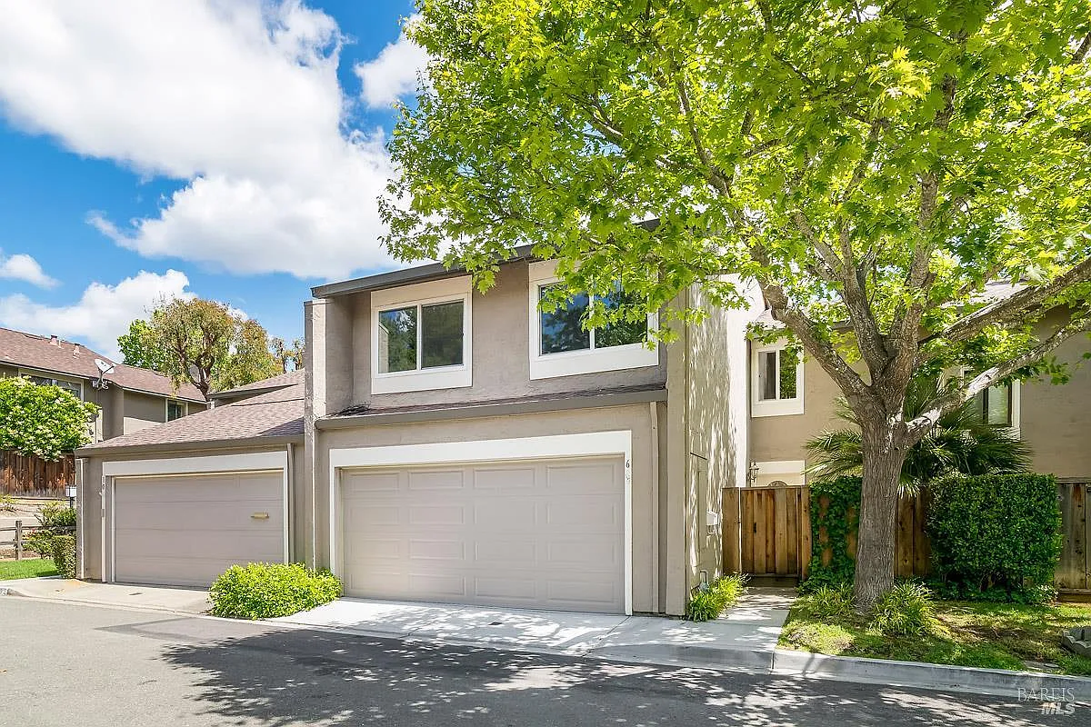 6 Cottonwood Place photo 1