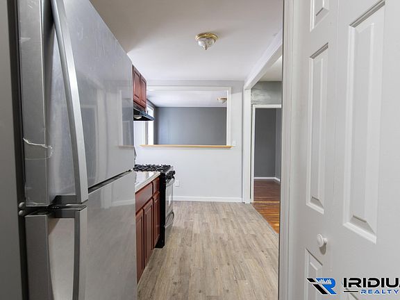 4th image of 360 Bergen Ave