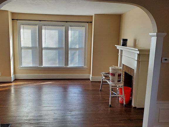 3rd image of 41 Avery Ave