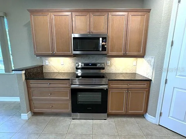 1425 Emerald Dunes Dr #17 — Photo 26