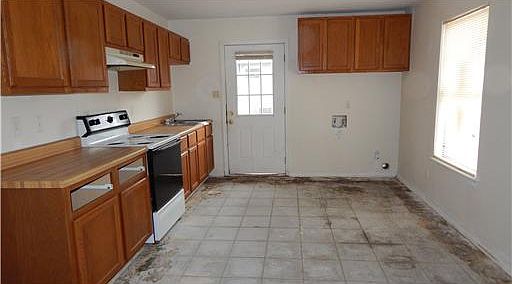 2nd image of 13183 North St