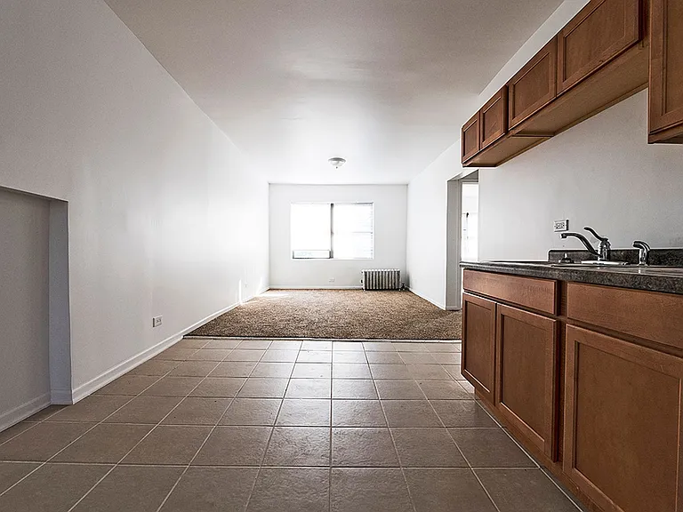 7754 S Loomis — Photo 20
