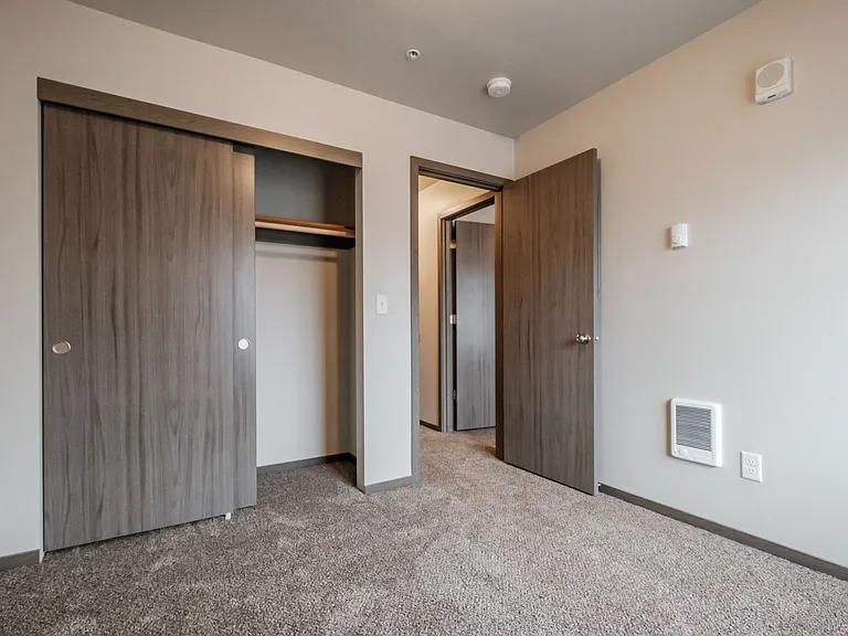 Jefferson Terrace Apartments — Photo 21