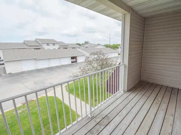 2094 11th Ave SE APT D, Rochester, MN 55904